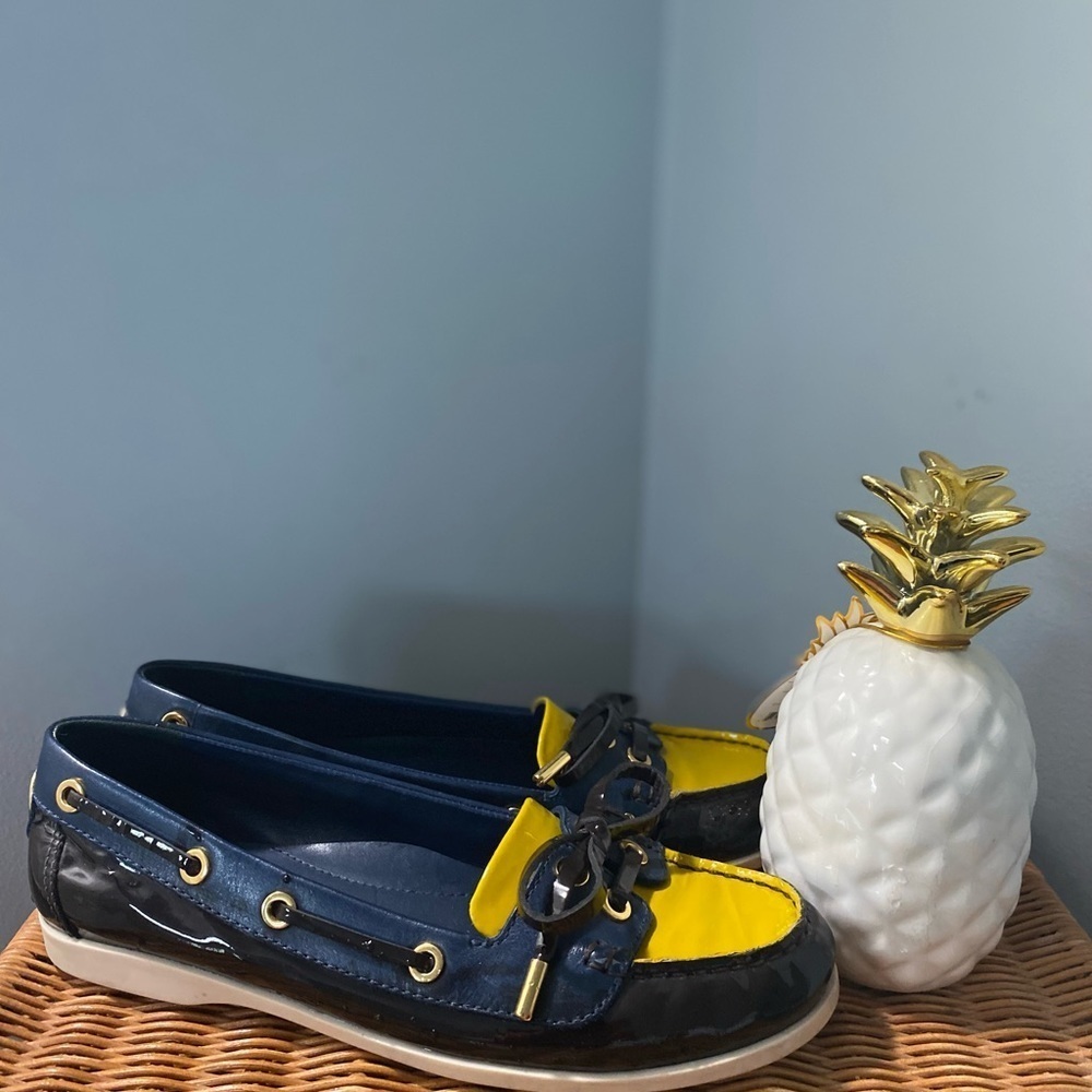 🍍Tory Burch🍍Brown, Navy and Yellow🍍7.5M🍍
